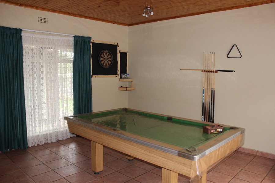 6 Bedroom Property for Sale in Deneysville Free State